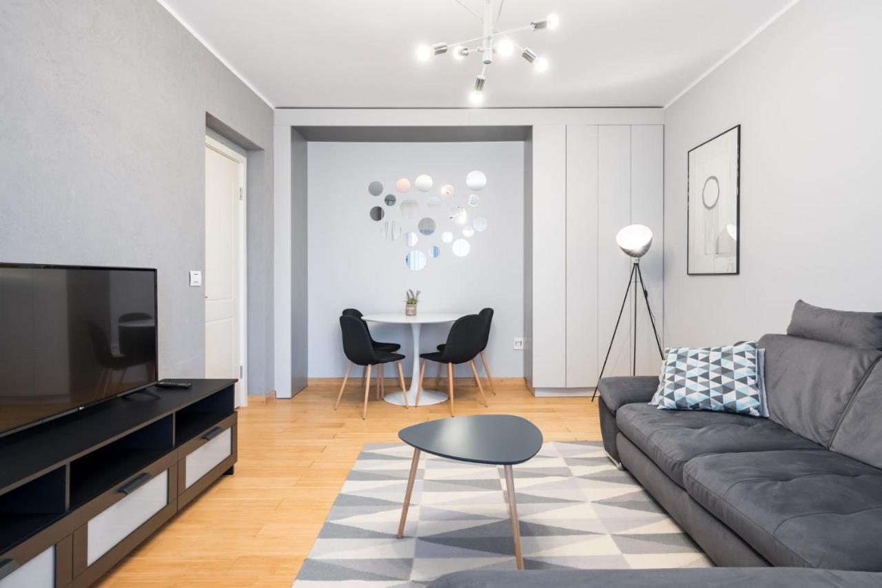 Happy Bubble I Timpuri Noi 1Br Apt 4 Ppl Букурещ Екстериор снимка